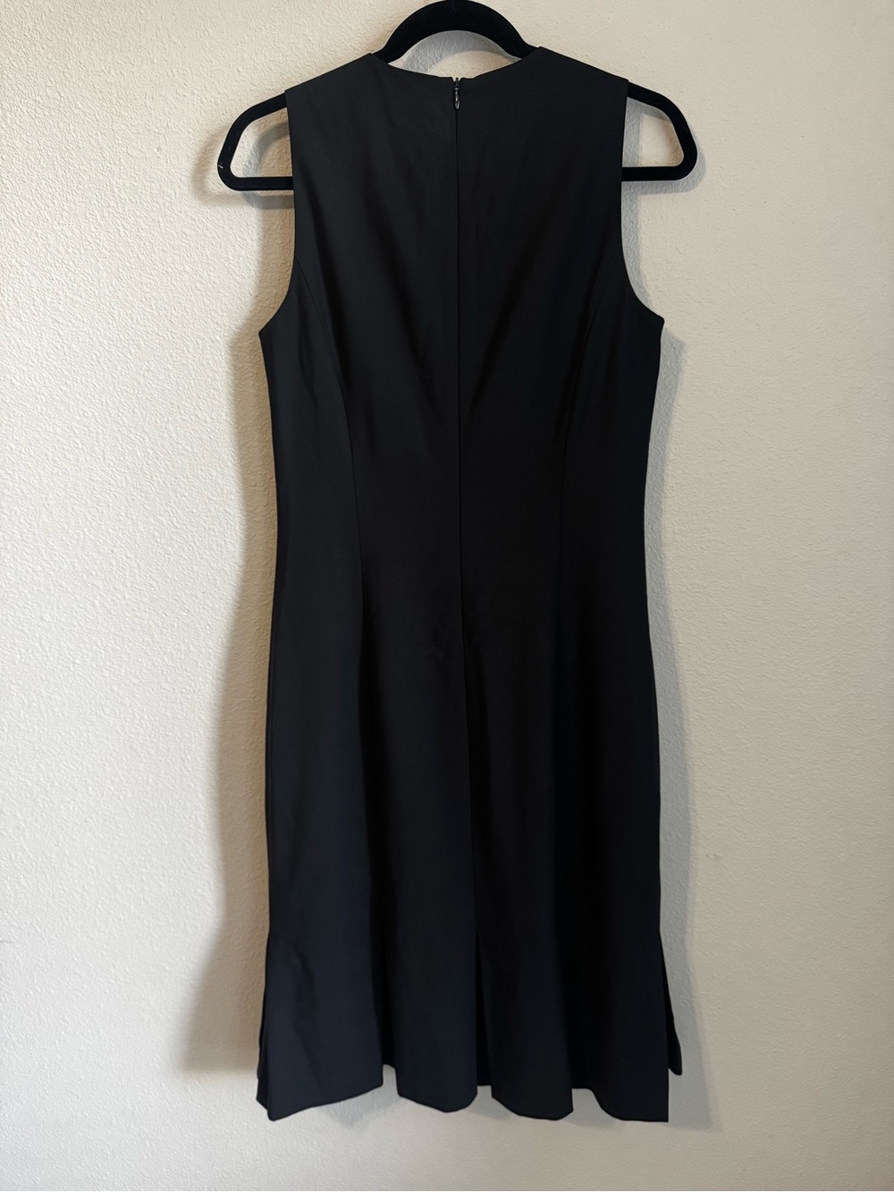Theory Black Sleeveless Midi Sheath Dress with Pleats - Picture 3 of 3